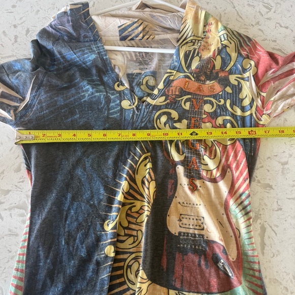 •LOVE AMOUR• Las Vegas tee - Picture 4 of 4